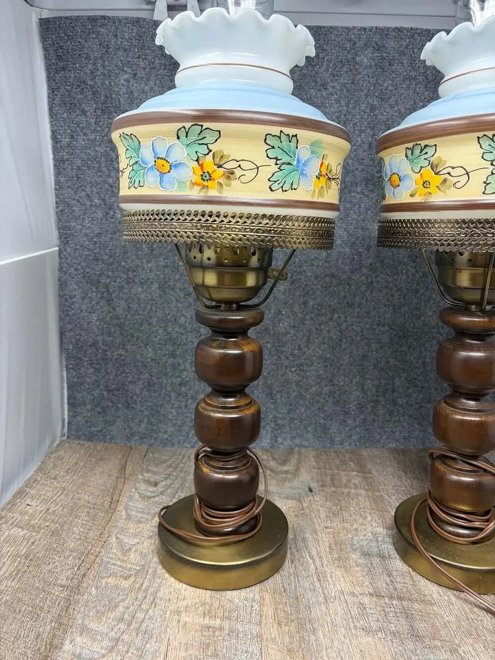 VTG MCM Hand Painted Floral Glass Hurricane GWTW  Table Lamps Turned wood base